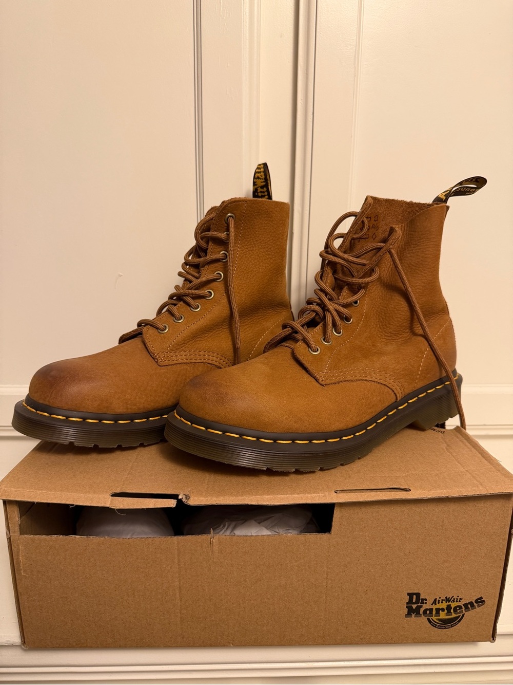 Dr. Martens Desert Brown 1460 Pascal boots Size 6 Men’s: 7 Women’s. NWT box cut